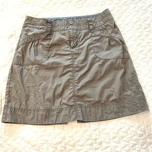 REI Embroidered Outdoor Sport Skirt Green Womens Size 4
